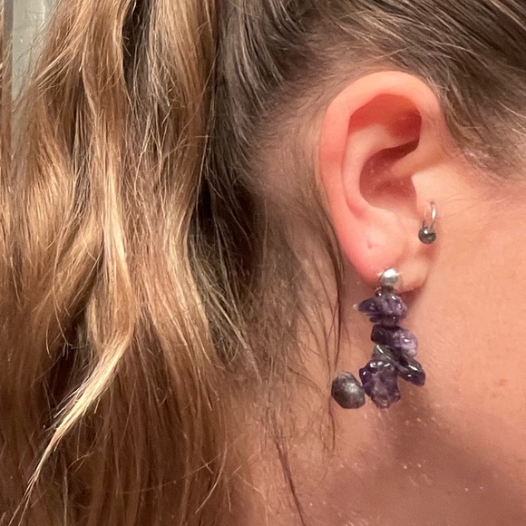 Beautiful amethyst dangle earrings - Picture 2 of 8